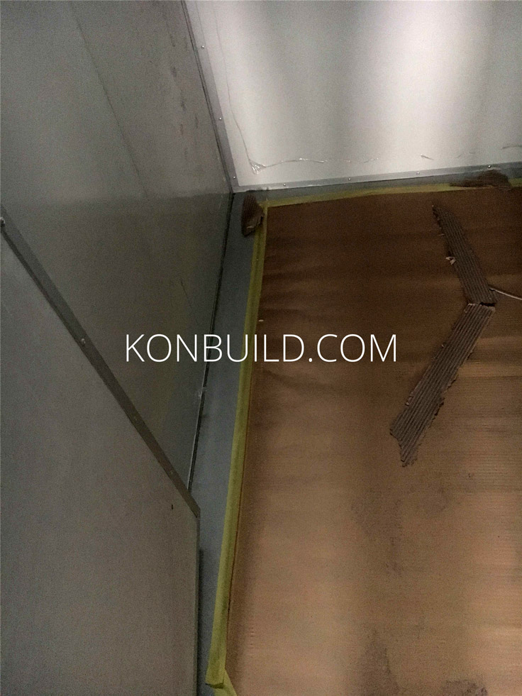 Container home construction in the PRC.